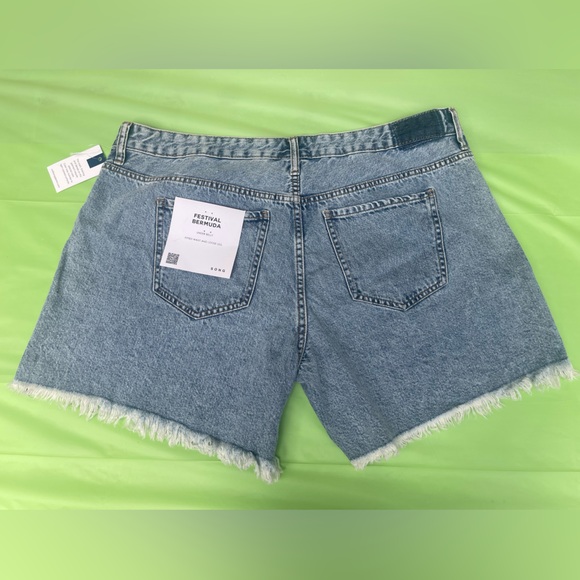 Denim - Maternity Bermuda Denim Shorts size XL